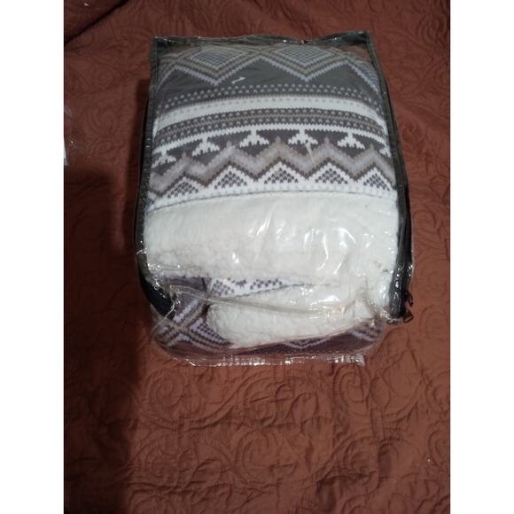 Woolrich Luxury Heated Mink to Berry Warm & Cozy Oversized Throw Blanket Gray - Picture 7 of 8